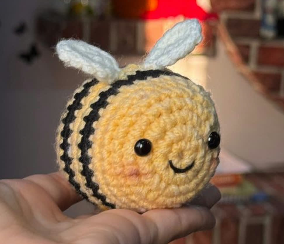Bee Amigurumi